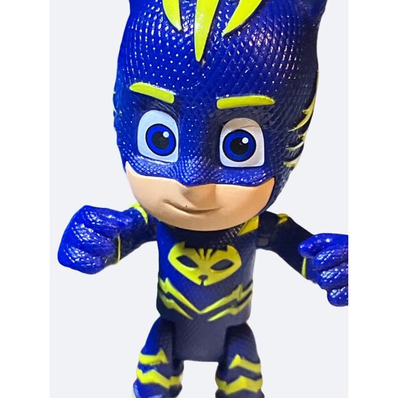 PJ Masks Cat-Car and Catboy Action Figure - Picture 7 of 7